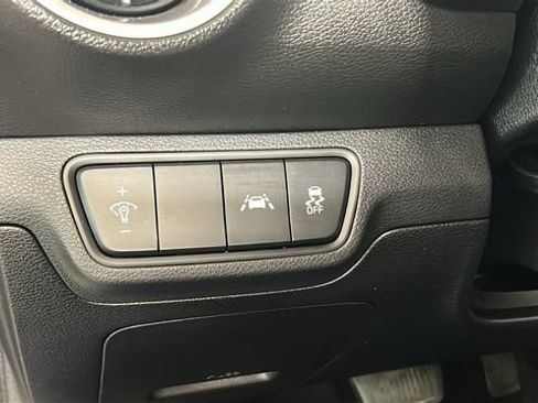 Used 2020 Kia Forte LXS FWD image 19
