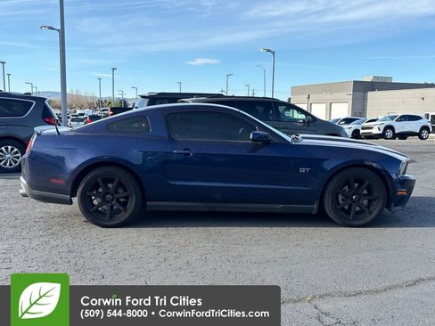 Used 2010 Ford Mustang GT image 8