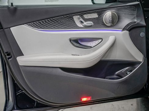 Used 2023 Mercedes-Benz E 350 Sedan image 19