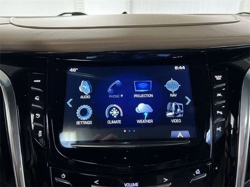 Used 2020 Cadillac Escalade Platinum image 13