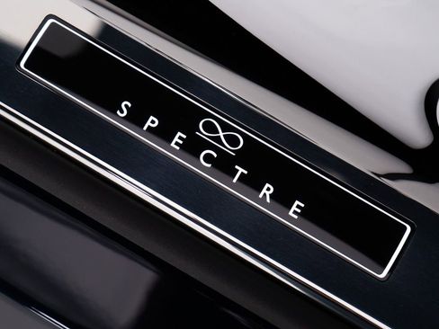 Certified 2026 Rolls-Royce Spectre Black Badge AWD/4WD image 13