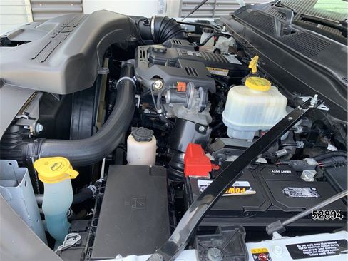 Used 2022 RAM 5500 Tradesman AWD/4WD image 12