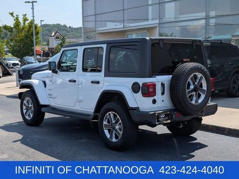 Used 2019 Jeep Wrangler Unlimited Sahara AWD/4WD image 4