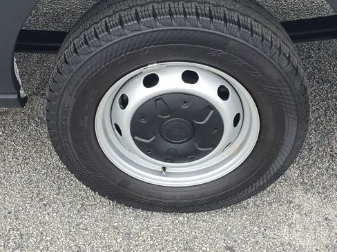 Used 2025 Ford Transit 250 148 High Roof Extended image 9