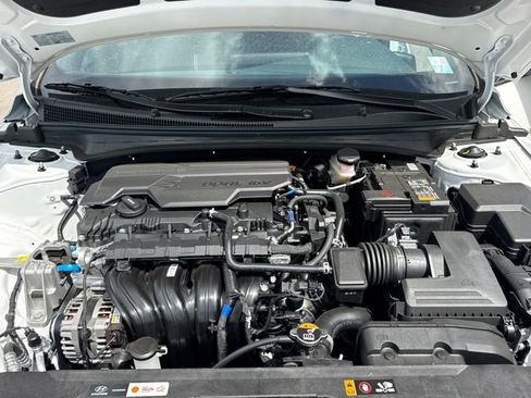 New 2026 Hyundai Elantra SEL Sport FWD image 23