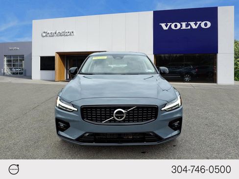 Used 2023 Volvo S60 B5 Plus w/ Climate Package image 8
