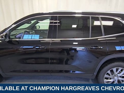 Used 2025 Buick Enclave Preferred w/ LPO, Floor Liner Package FWD image 7