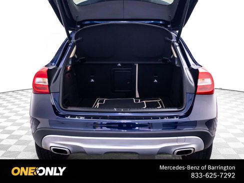 Used 2017 Mercedes-Benz GLA 250 4MATIC image 32