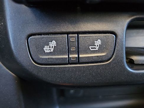 Used 2016 Chevrolet Colorado Z71 image 23