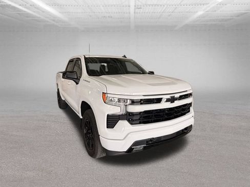 Used 2023 Chevrolet Silverado 1500 RST AWD/4WD image 3