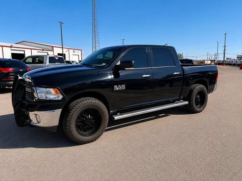 Used 2018 RAM 1500 Big Horn AWD/4WD image 2