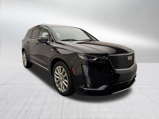 Used 2024 Cadillac XT6 Premium Luxury w/ LPO, Floor Liner Package FWD image 3