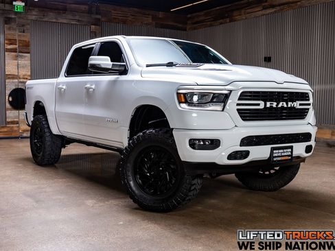 Used 2023 RAM 1500 Laramie AWD/4WD image 1