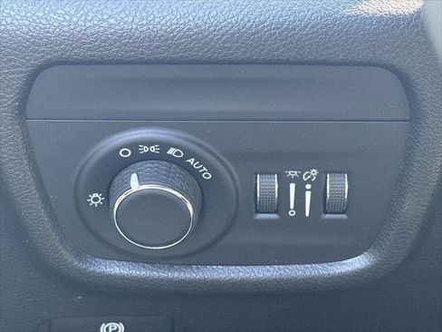 Certified 2023 Jeep Grand Cherokee L Laredo w/ Luxury Tech Group I AWD/4WD image 19