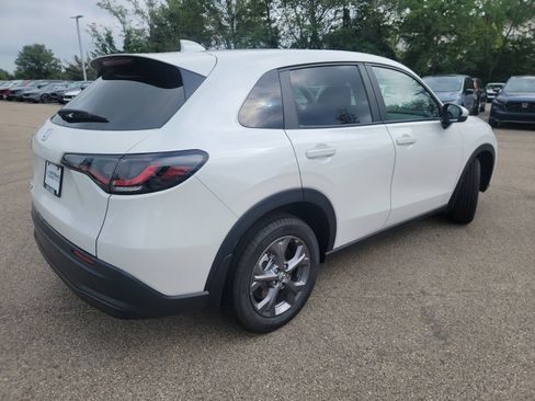New 2026 Honda HR-V LX image 25