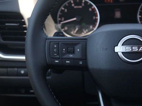 New 2026 Nissan Rogue SV AWD/4WD image 10