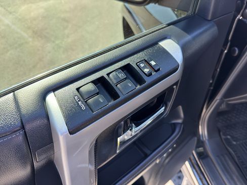 Certified 2022 Toyota 4Runner Limited AWD/4WD image 12
