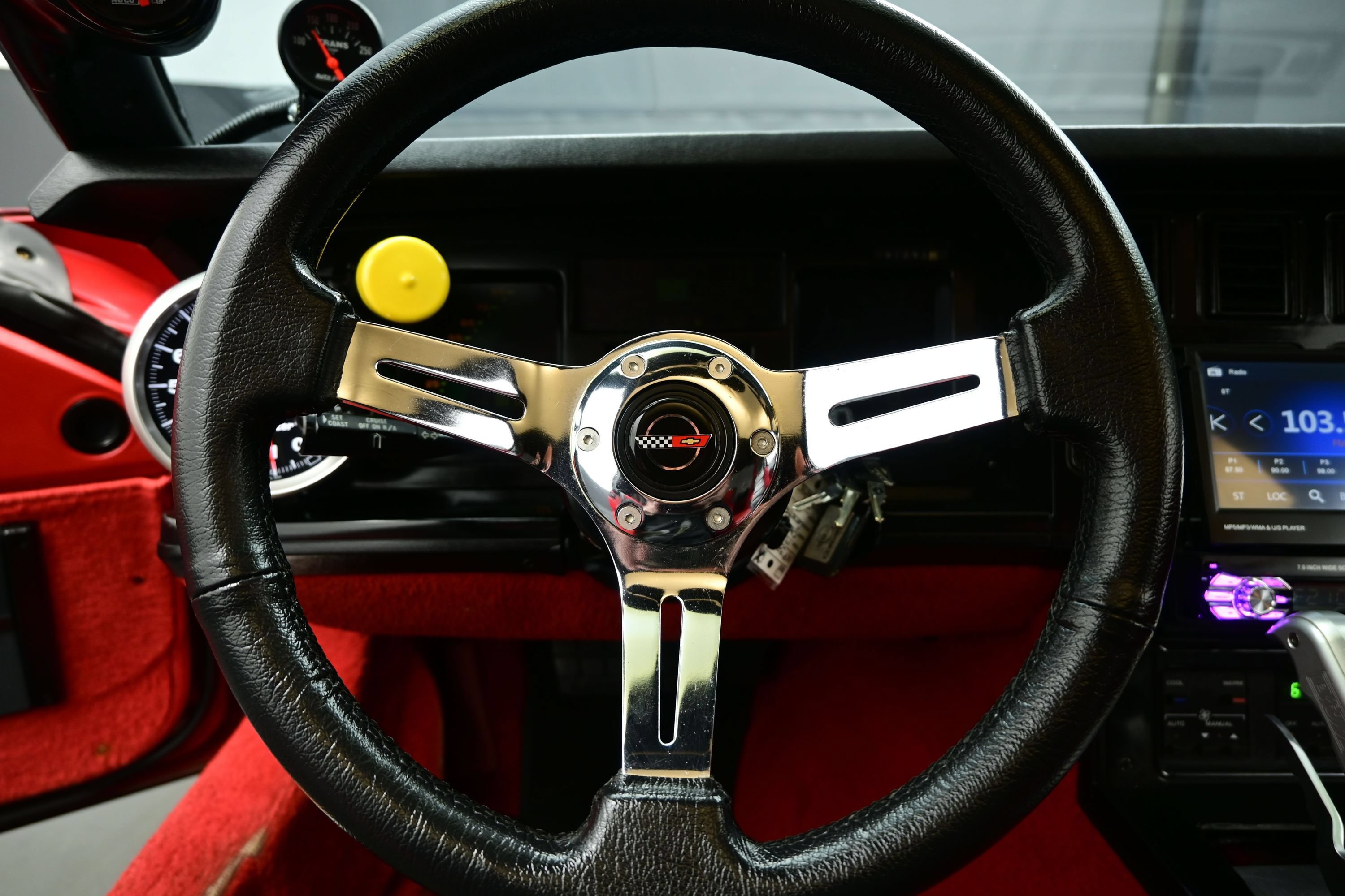 Used 1989 Chevrolet Corvette Coupe RWD image 16