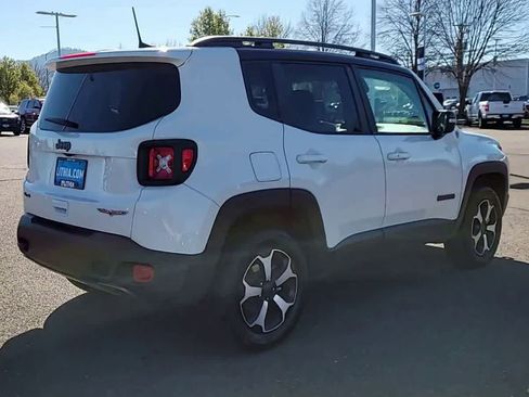 Used 2022 Jeep Renegade Trailhawk image 8