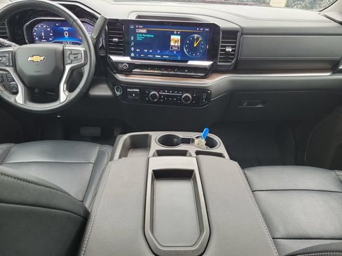 Used 2023 Chevrolet Silverado 1500 LT w/ Protection Package AWD/4WD image 14