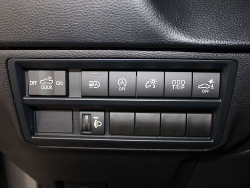 Used 2024 Toyota Tundra SR5 w/ SR5 Convenience Package AWD/4WD image 39