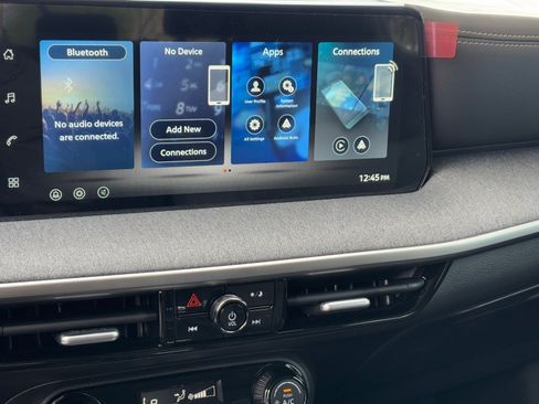 New 2026 Nissan Kicks SV image 24