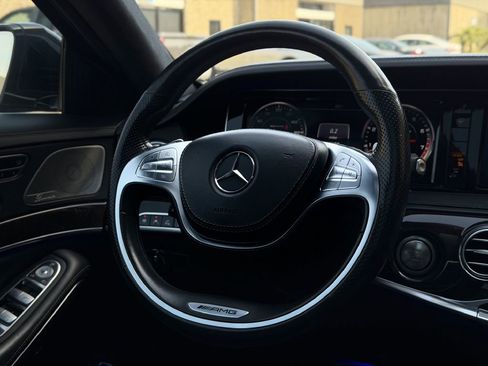 Used 2015 Mercedes-Benz S 63 AMG 4MATIC Sedan image 35