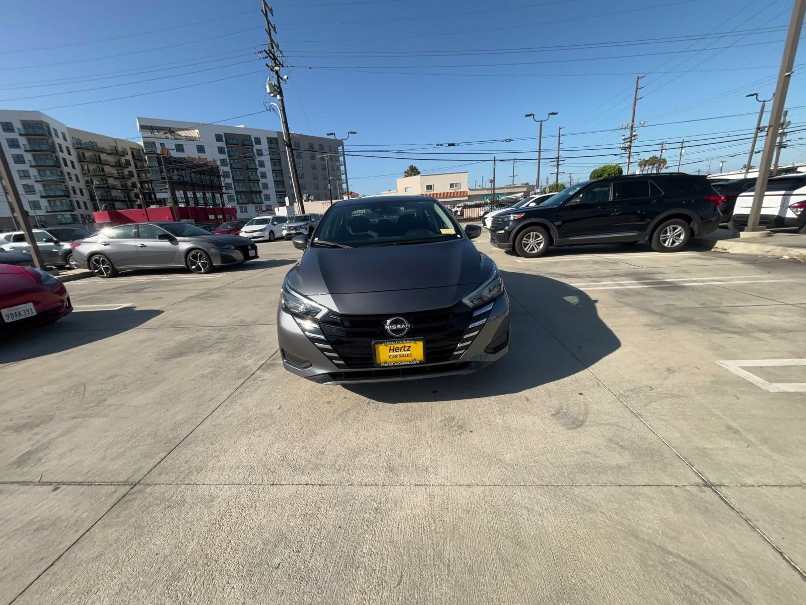 Used 2025 Nissan Versa SV FWD image 4