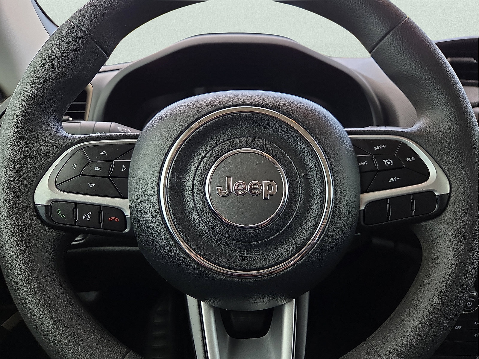 Used 2023 Jeep Renegade Latitude AWD/4WD image 24