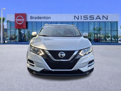 Used 2022 Nissan Rogue Sport SL AWD/4WD image 2