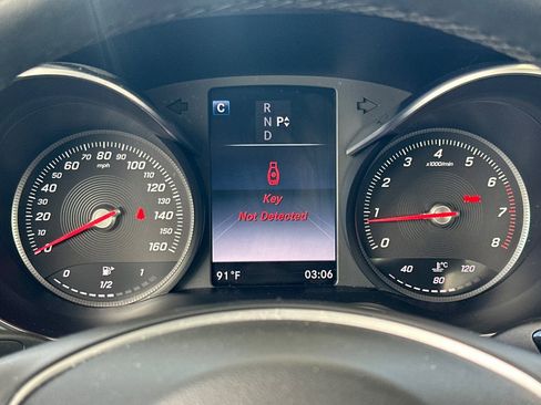 Used 2016 Mercedes-Benz C 300 4MATIC Sedan image 32