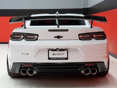 Used 2023 Chevrolet Camaro ZL1 RWD image 33