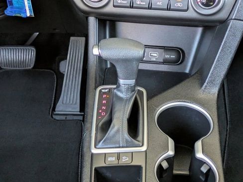 Used 2017 Kia Sportage LX image 16