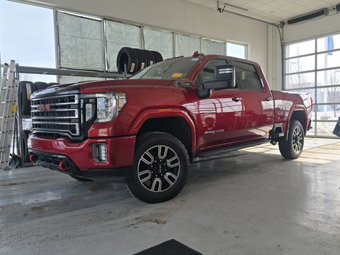 Used 2021 GMC Sierra 2500 AT4 image 4