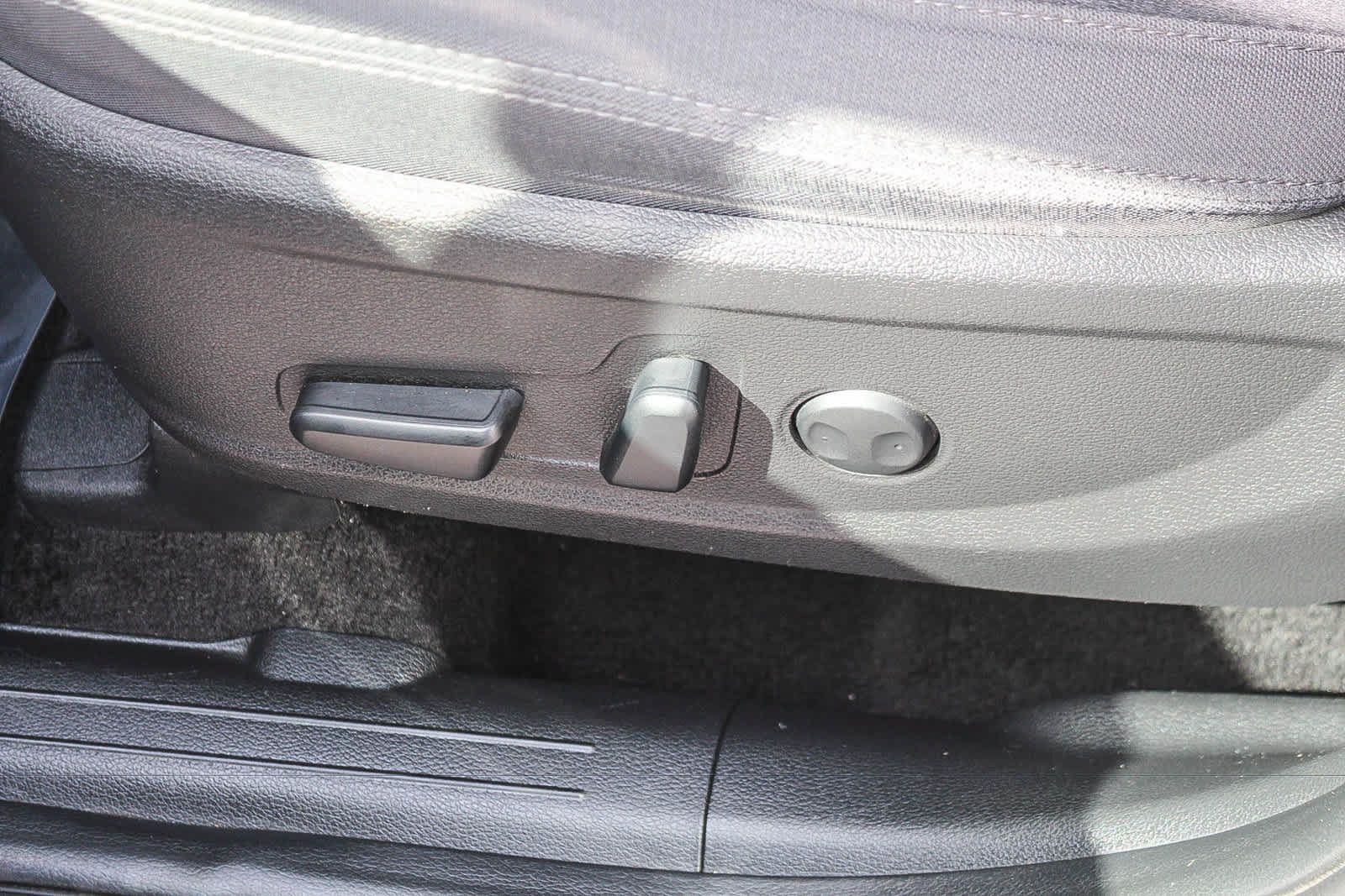 Certified 2023 Hyundai Santa Fe SEL FWD image 26