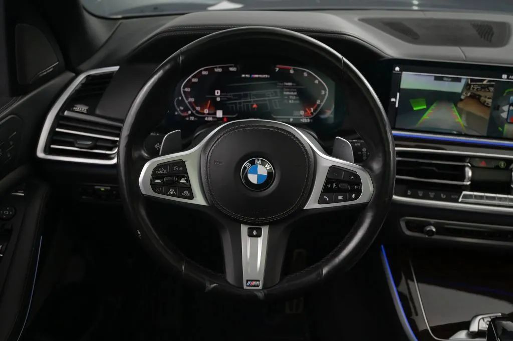Used 2021 BMW X5 M50i AWD/4WD image 39