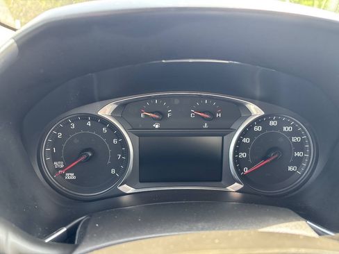 Used 2021 Chevrolet Equinox LT FWD image 28
