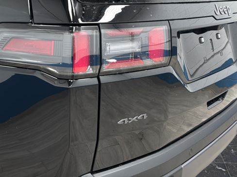 New 2026 Jeep Cherokee Limited AWD/4WD image 37