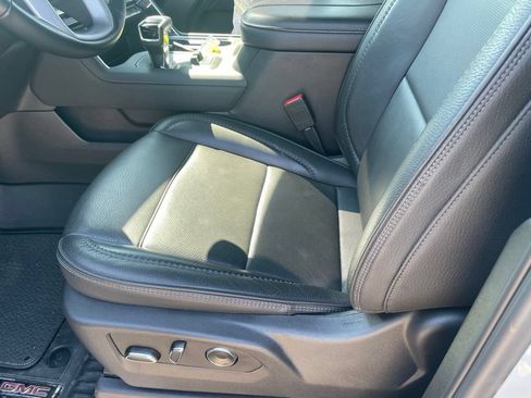 Used 2025 GMC Sierra 1500 Denali w/ Denali Reserve Package AWD/4WD image 9