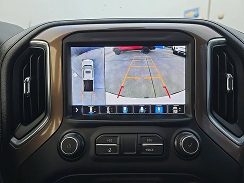 Used 2020 Chevrolet Silverado 1500 High Country image 15