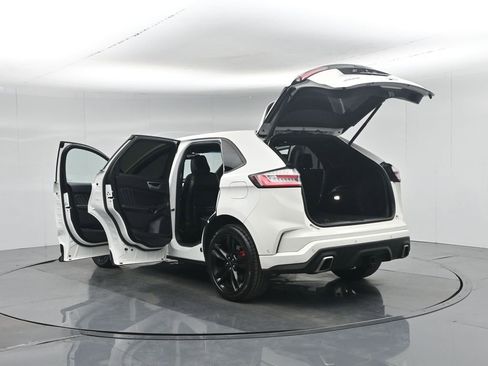 Used 2020 Ford Edge ST w/ Equipment Group 401A image 39