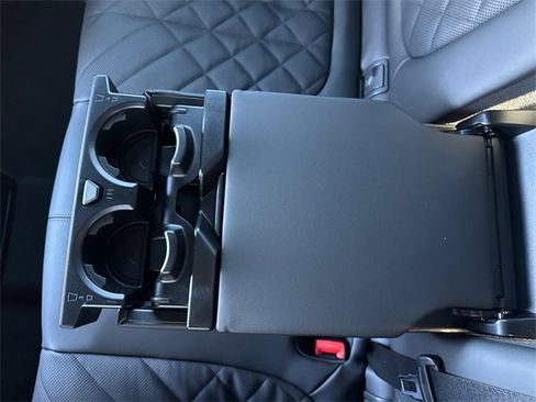 New 2026 BMW X5 xDrive50e w/ M Sport Package image 23