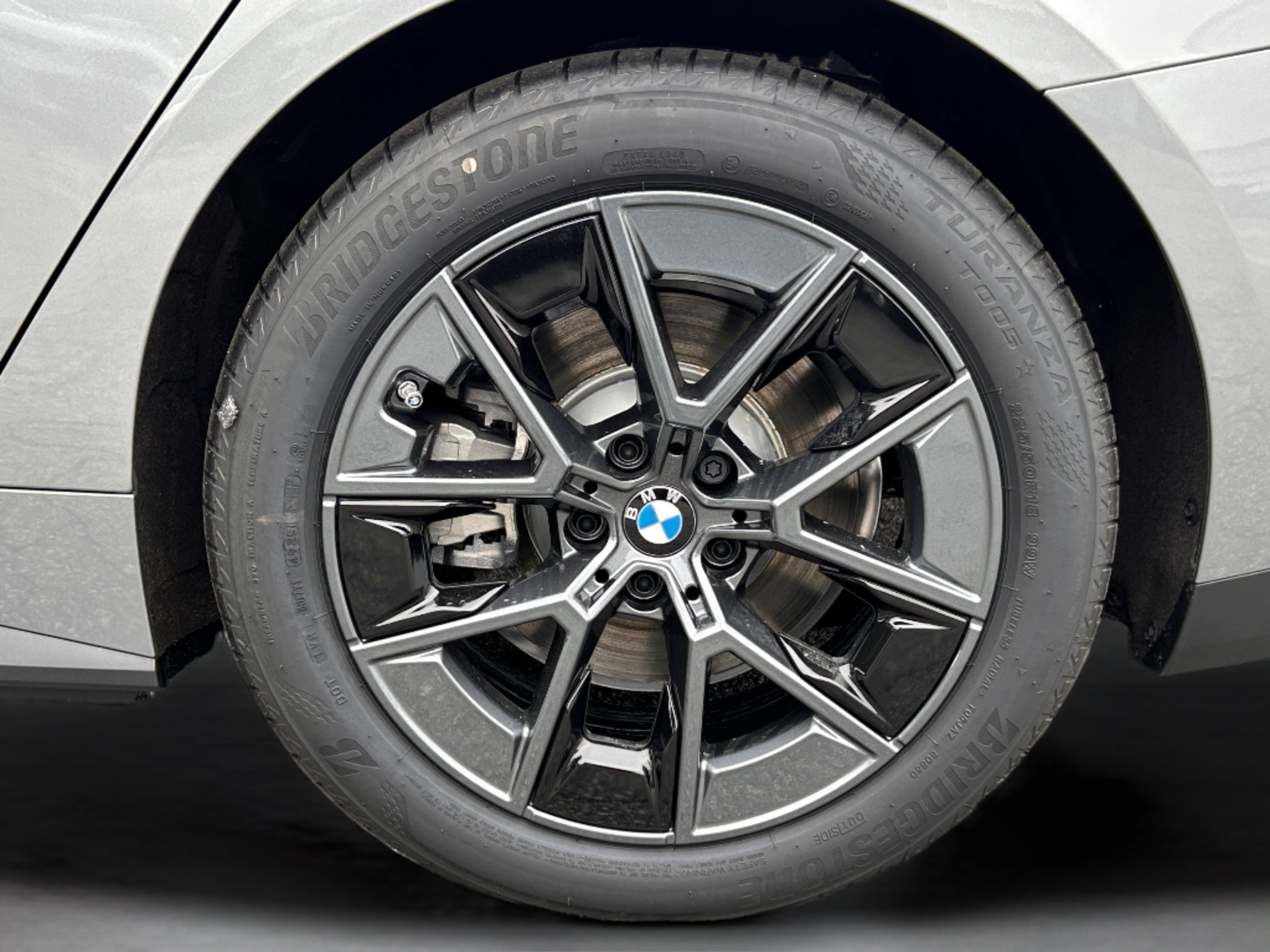 Used 2026 BMW i4 eDrive40 w/ Parking Assistance Package RWD image 35