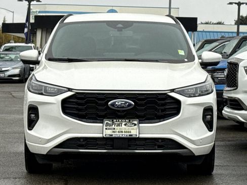 Used 2024 Ford Escape ST-Line Elite w/ Premium Technology Package image 9