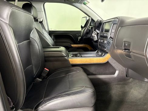 Used 2017 Chevrolet Silverado 1500 LTZ image 26