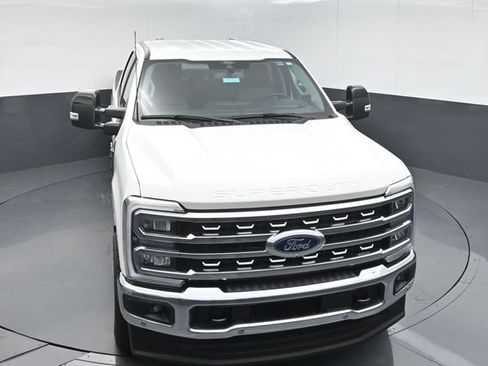 Used 2024 Ford F250 Lariat w/ Lariat Ultimate Package AWD/4WD image 40