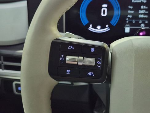 Used 2025 Hyundai Santa Fe SEL image 15