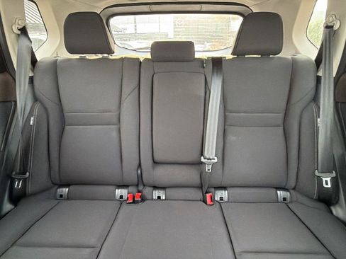 Used 2023 Nissan Rogue S image 28