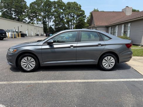 Used 2019 Volkswagen Jetta S w/ Driver Assistance Package FWD image 5