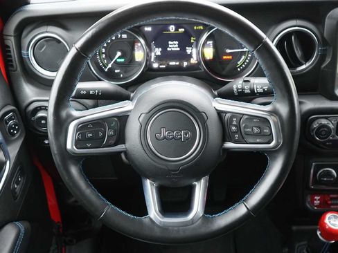 Used 2021 Jeep Wrangler Unlimited Rubicon 4xe w/ Cold Weather Group AWD/4WD image 25